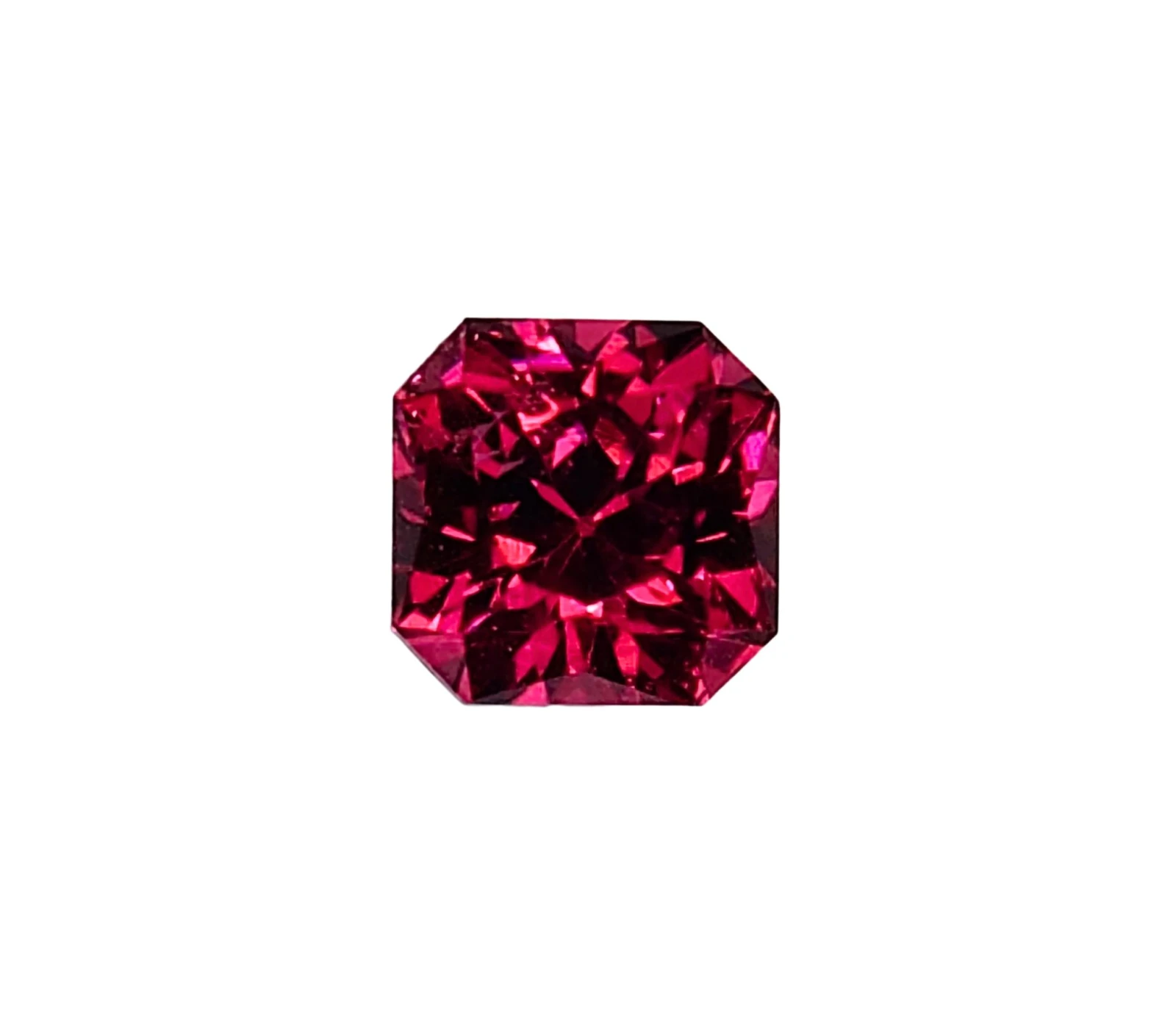 0.7ct Natural Malaya Garnet in Fancy Cut from Tanzania — view 1